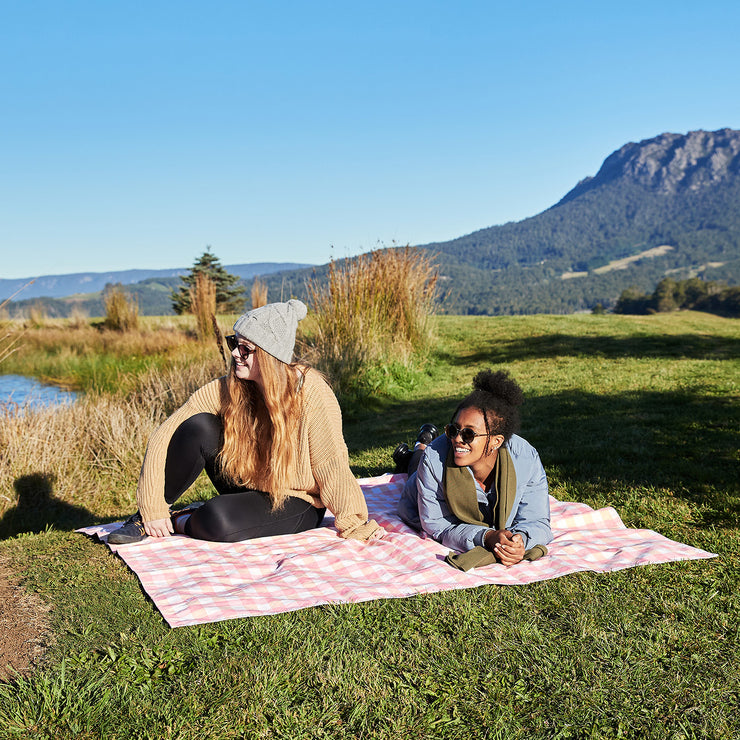 dock and bay picnic blanket